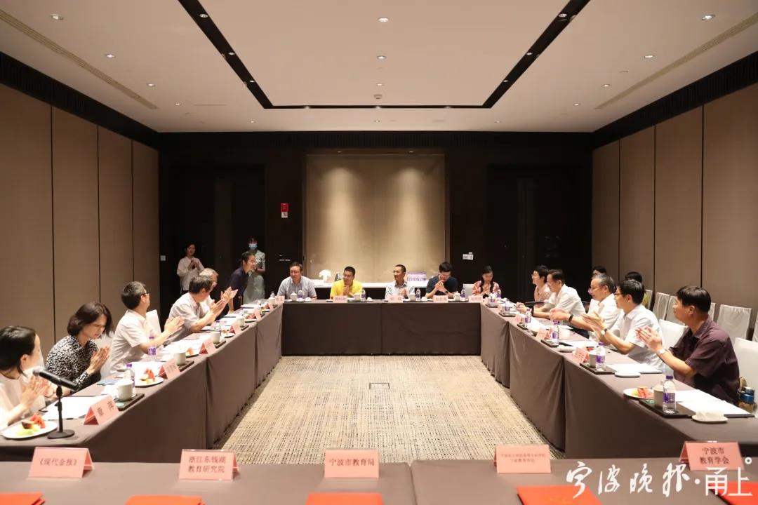 1632897382629903wYEG.jpg 2.jpg